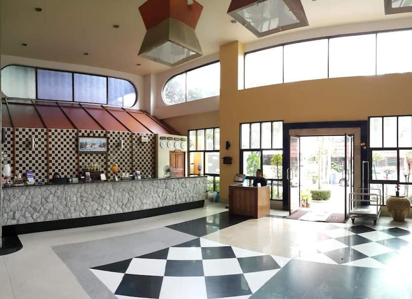 Hall Foto
