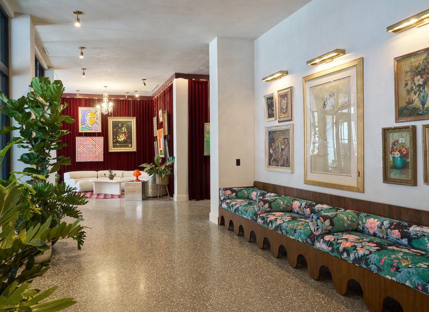 Hall Foto