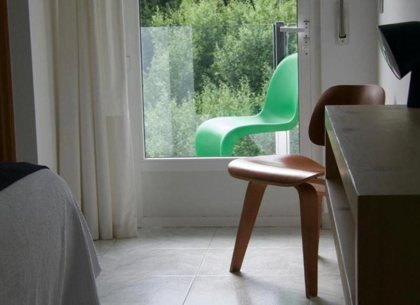 Comodidade do quarto Foto