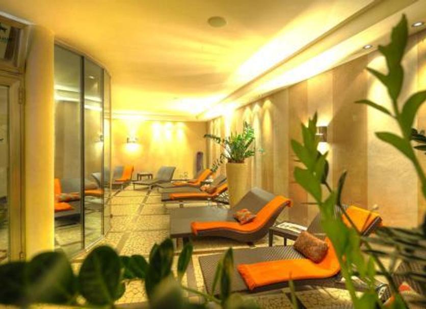 SPA Foto