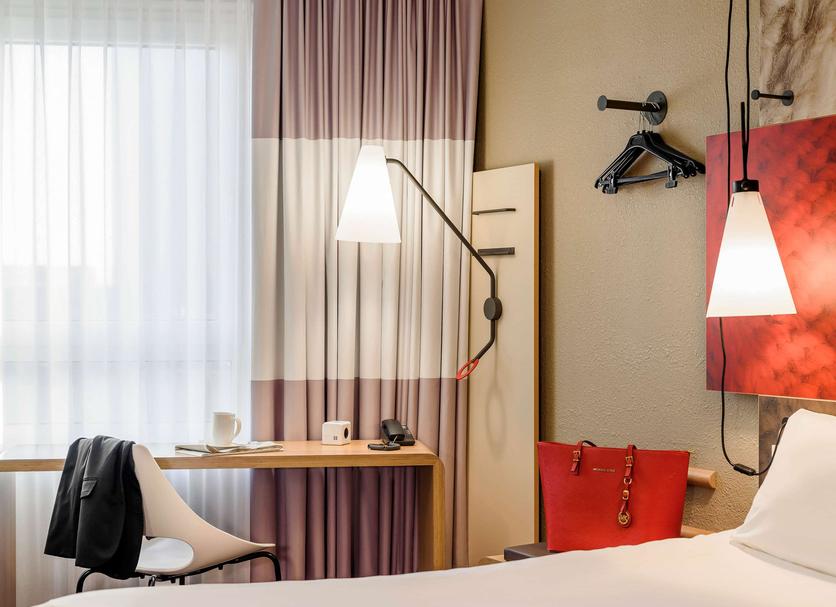 Comodidade do quarto Foto