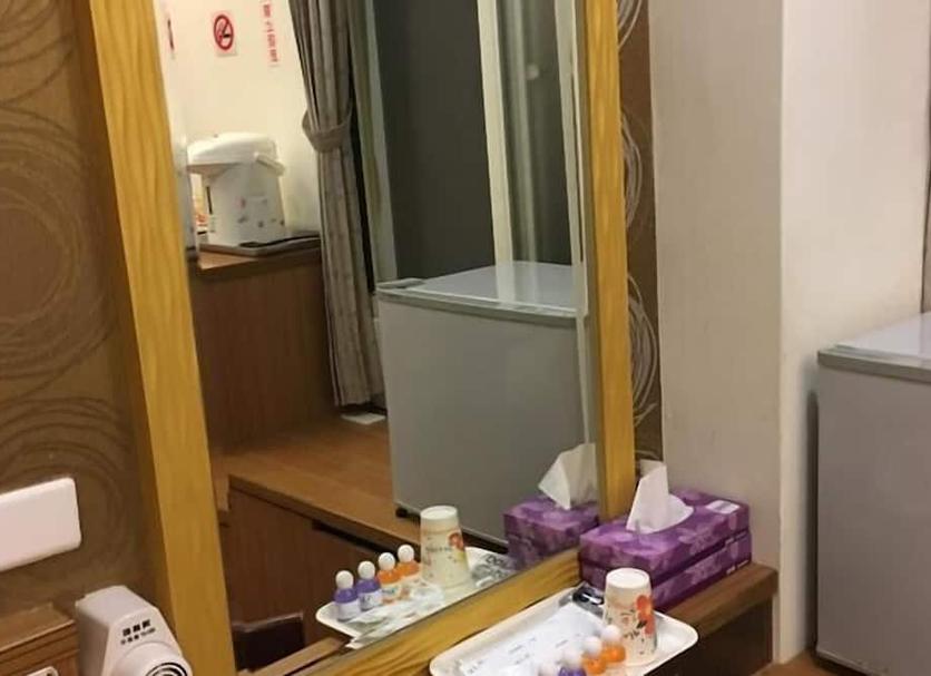 Comodidade do quarto Foto