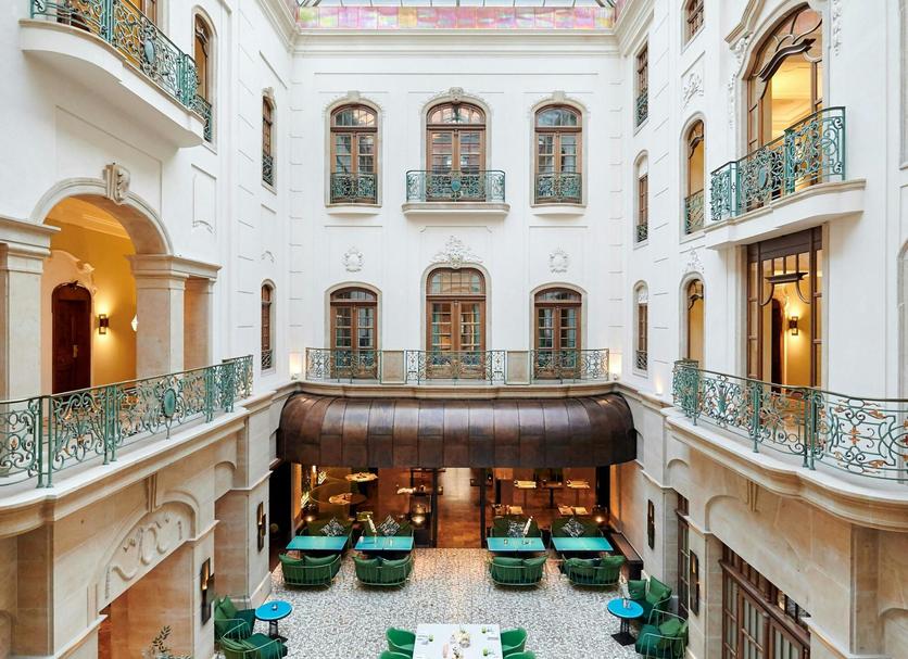Hall Foto