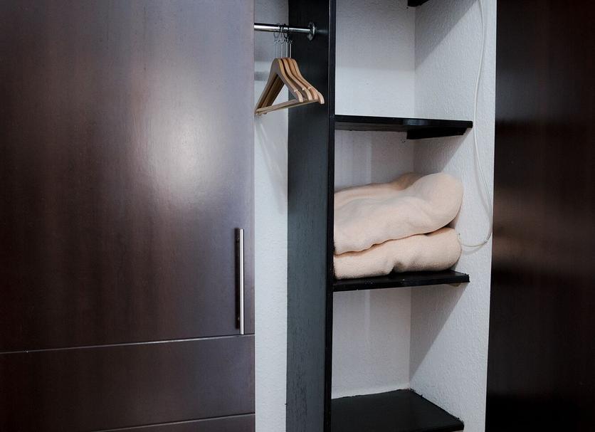 Comodidade do quarto Foto
