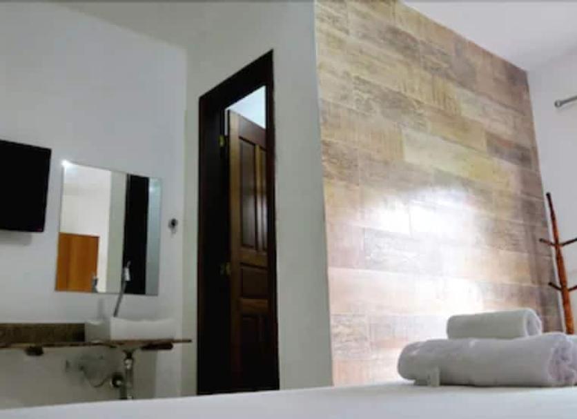 Comodidade do quarto Foto