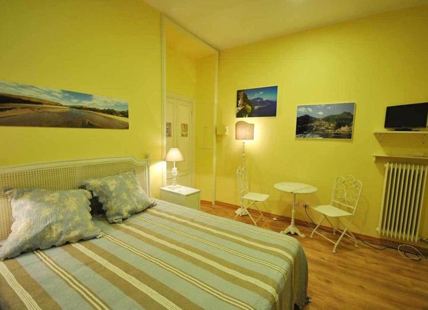 Quarto Foto