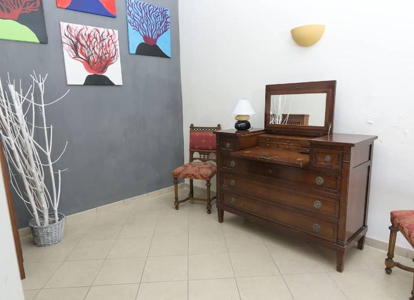 Comodidade do quarto Foto