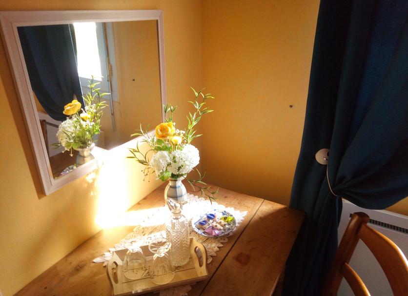 Comodidade do quarto Foto