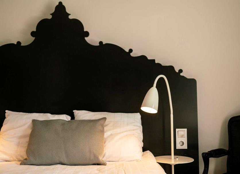 Comodidade do quarto Foto