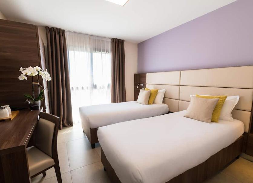Quarto Foto