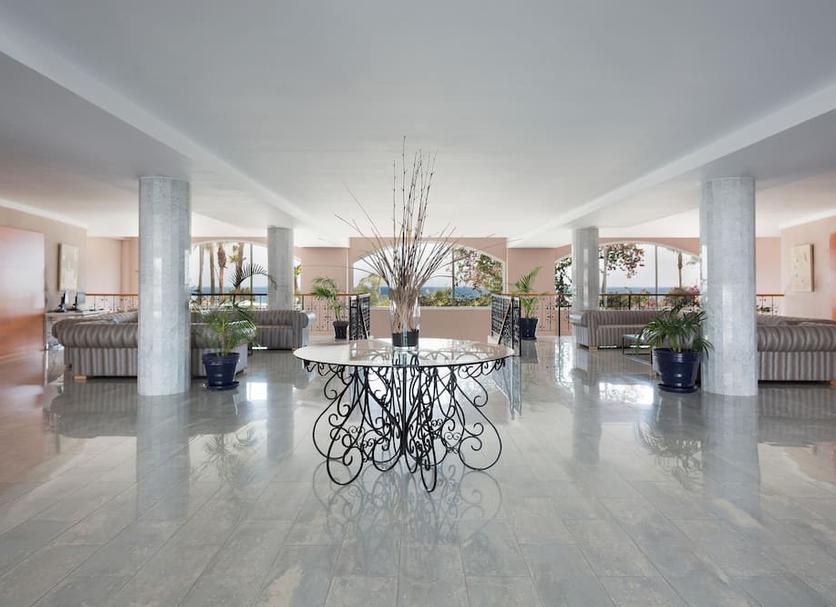 Hall Foto