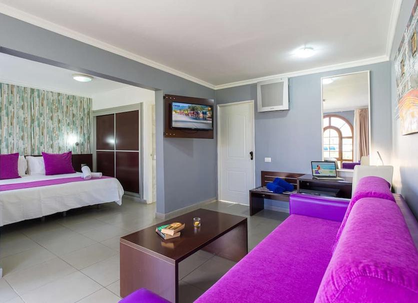 Quarto Foto