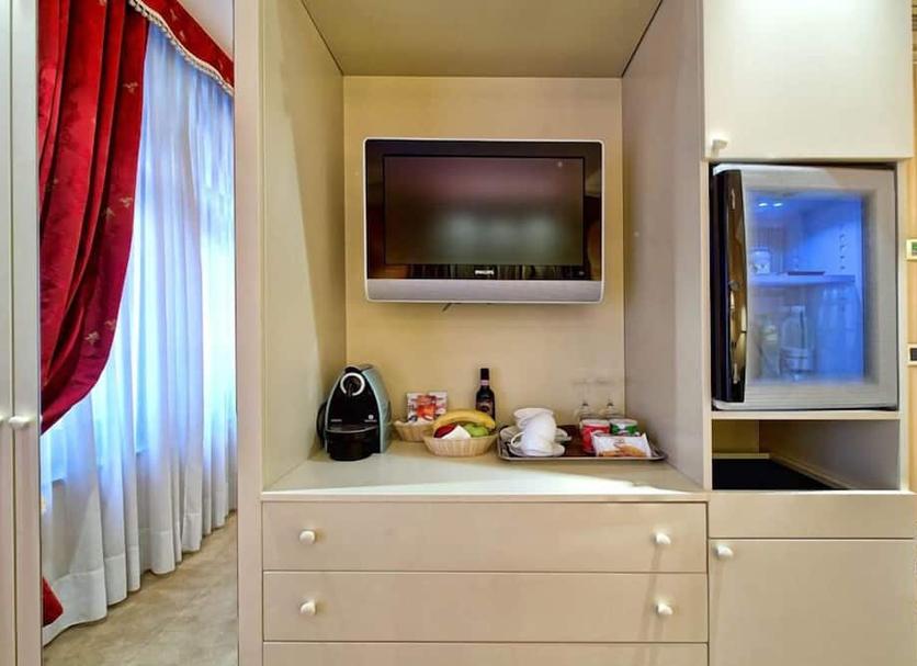 Comodidade do quarto Foto