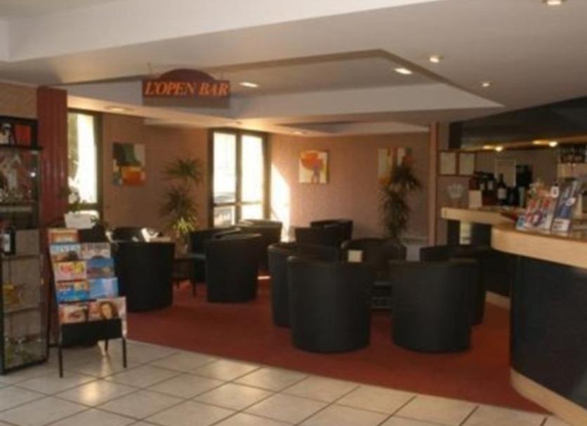 Hall Foto