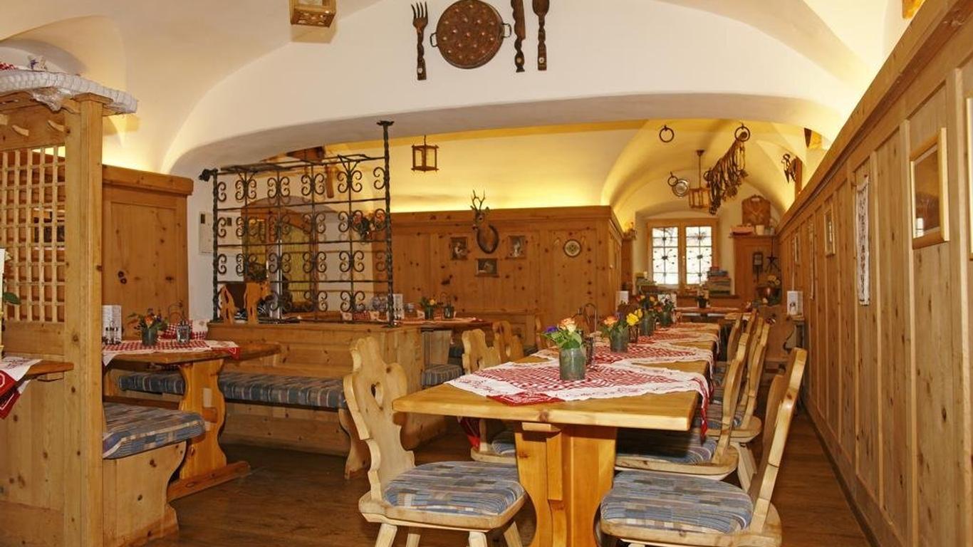Hotel Crusch Alba