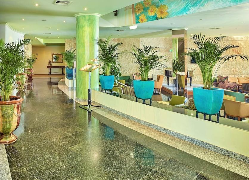 Hall Foto