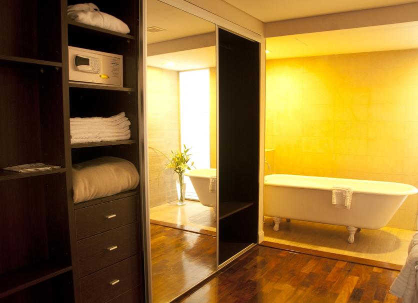 Comodidade do quarto Foto