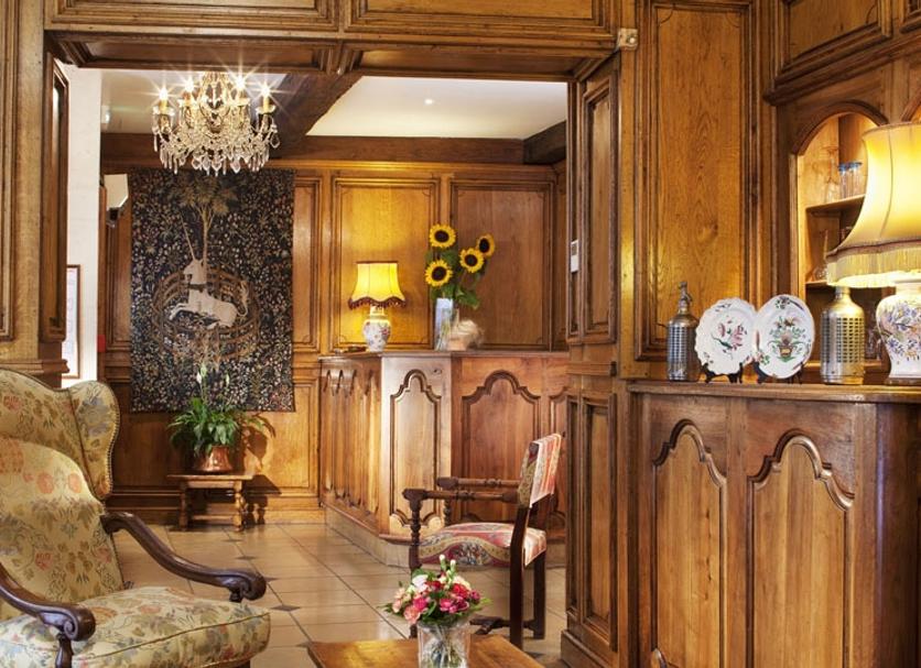 Hall Foto