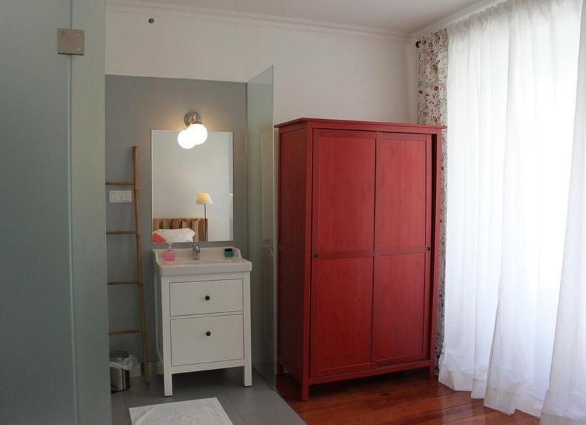 Comodidade do quarto Foto