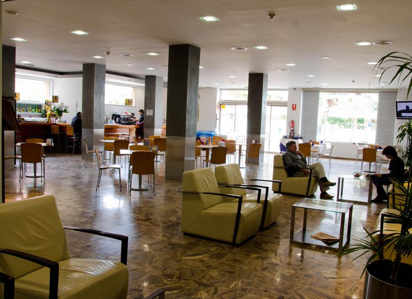 Hall Foto