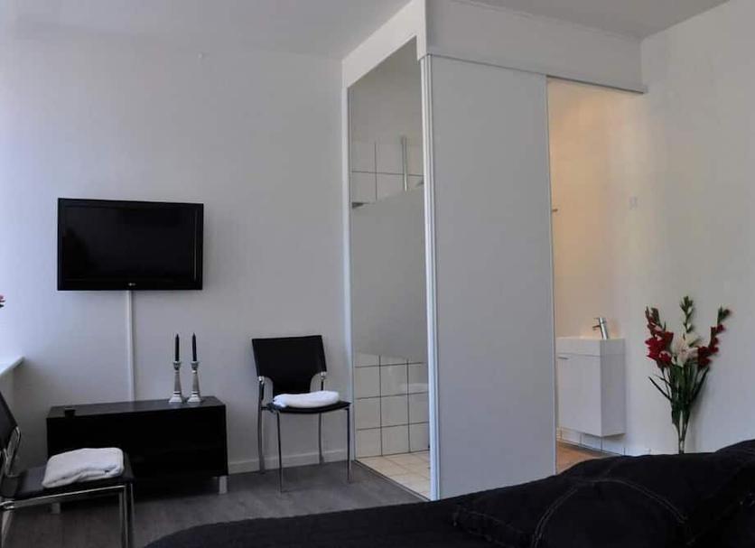 Comodidade do quarto Foto