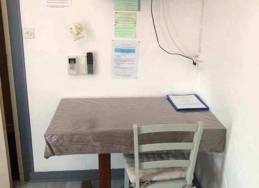 Comodidade do quarto Foto