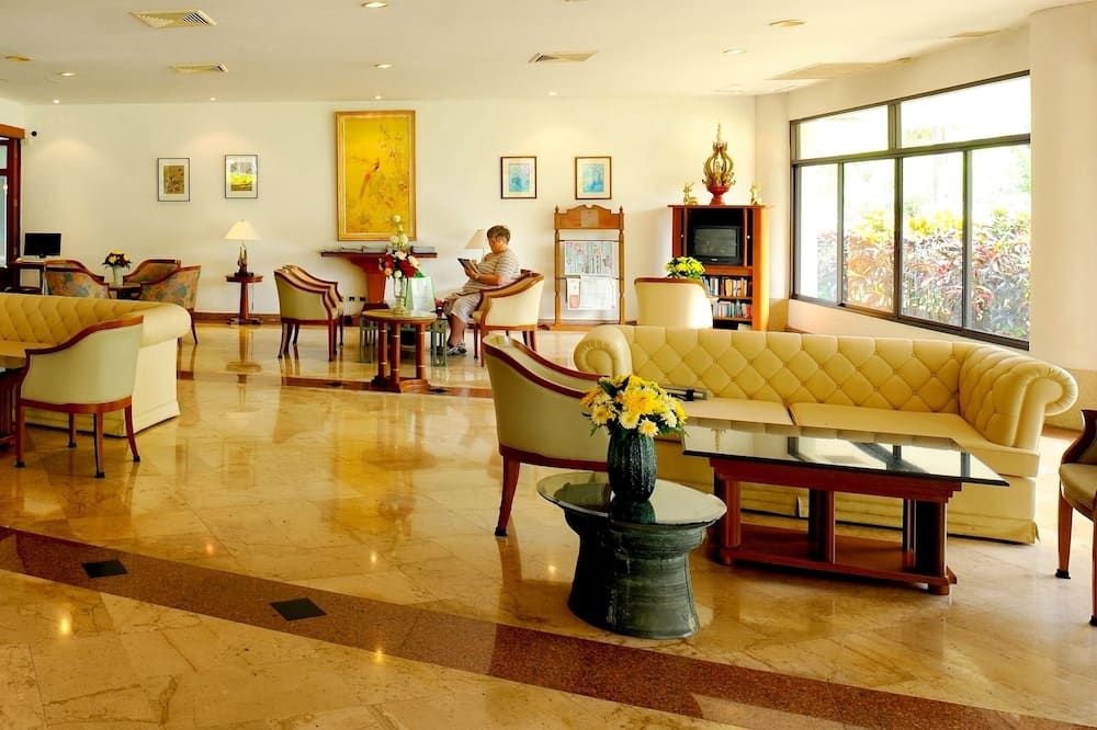 Hall
