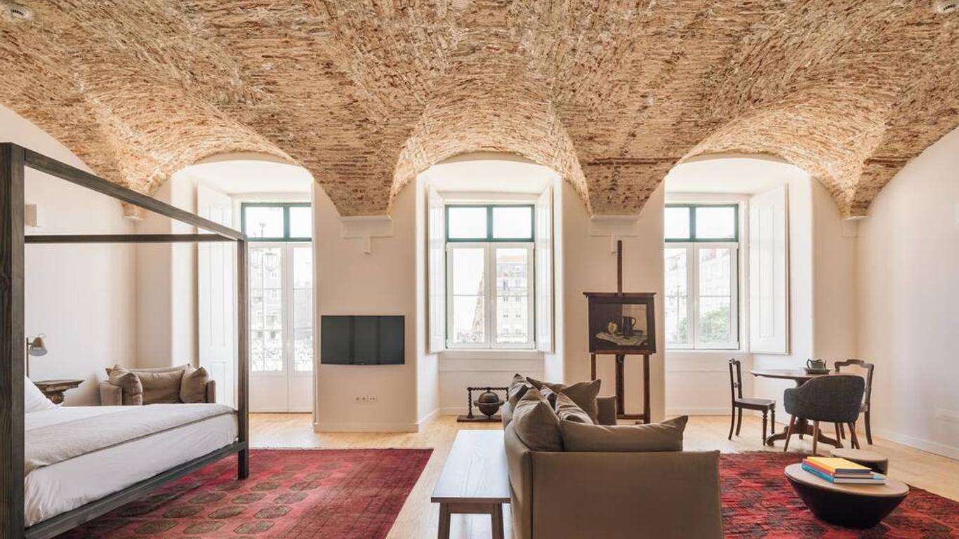 The Visionaire Apartments