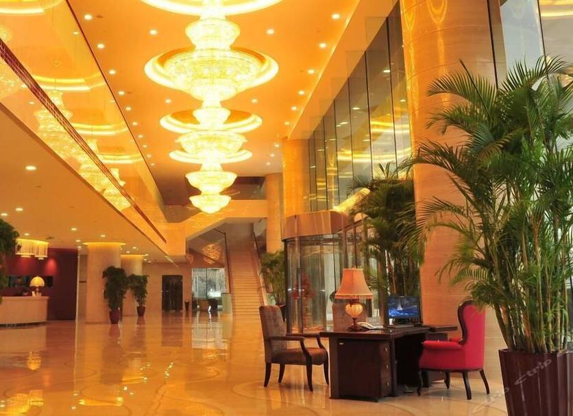 Hall Foto
