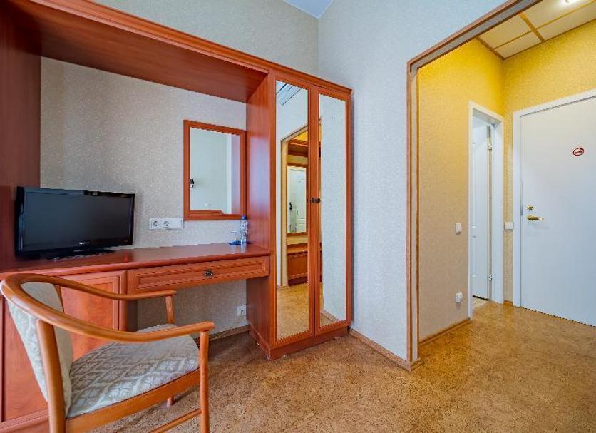Comodidade do quarto Foto