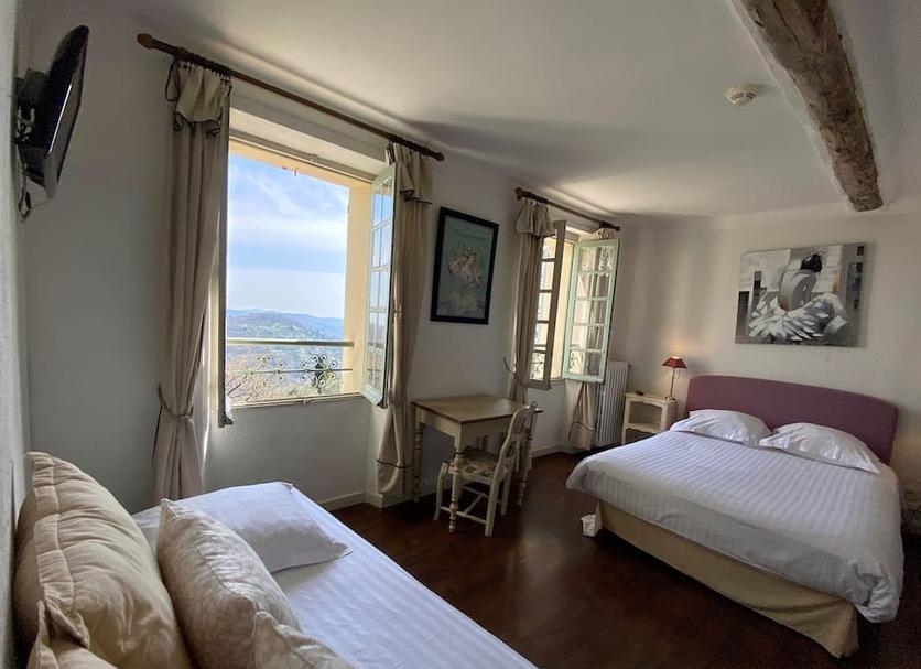 Quarto Foto