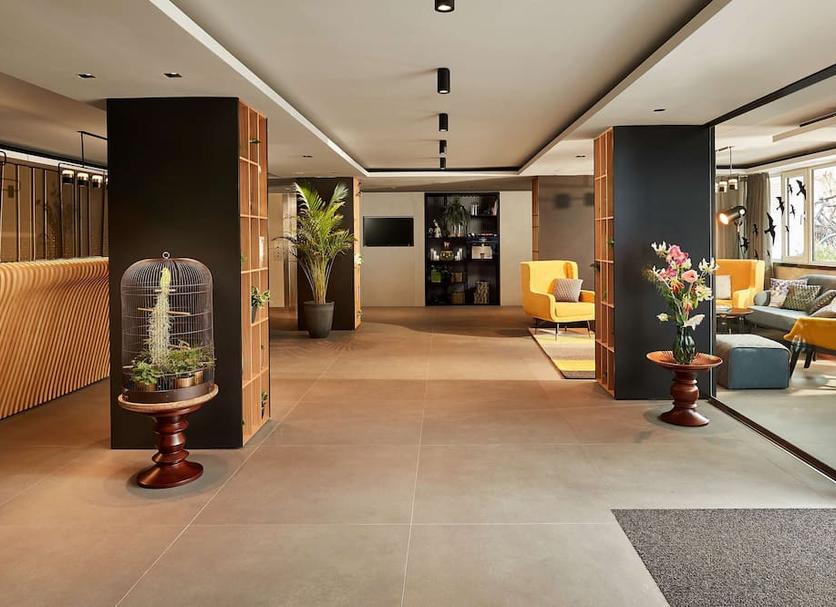 Hall Foto