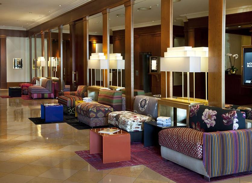 Hall Foto