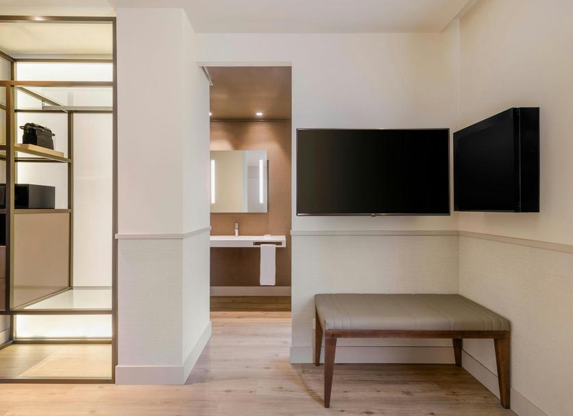 Comodidade do quarto Foto
