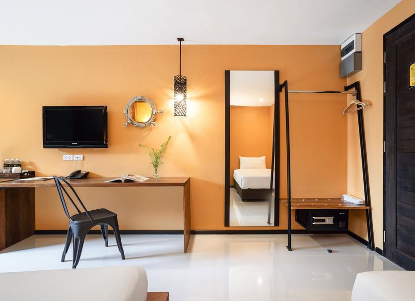 Comodidade do quarto Foto