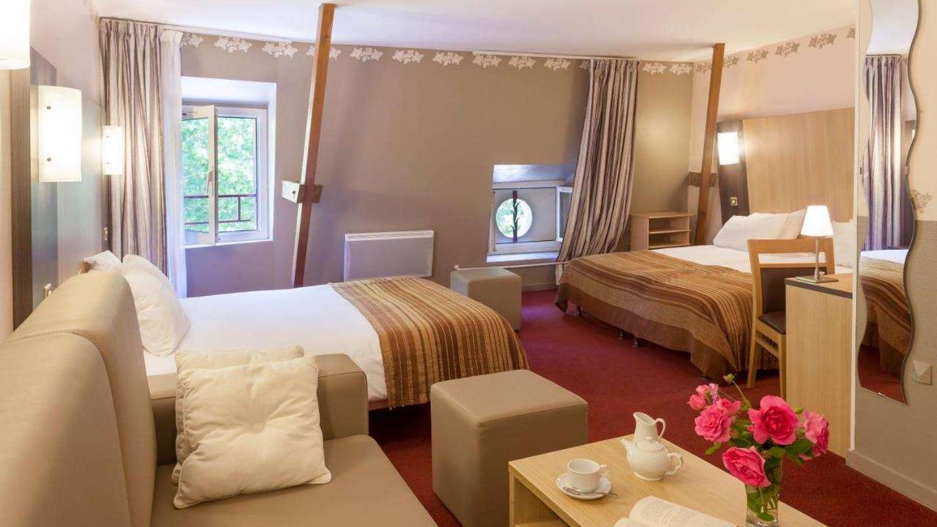 Brit Hotel Chinon le Lion d'Or