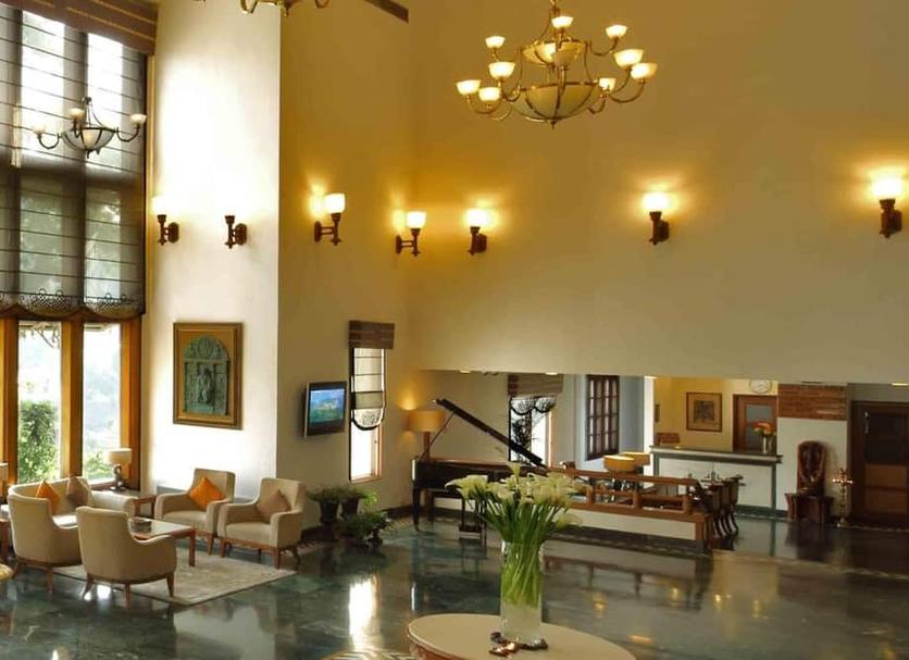 Hall Foto