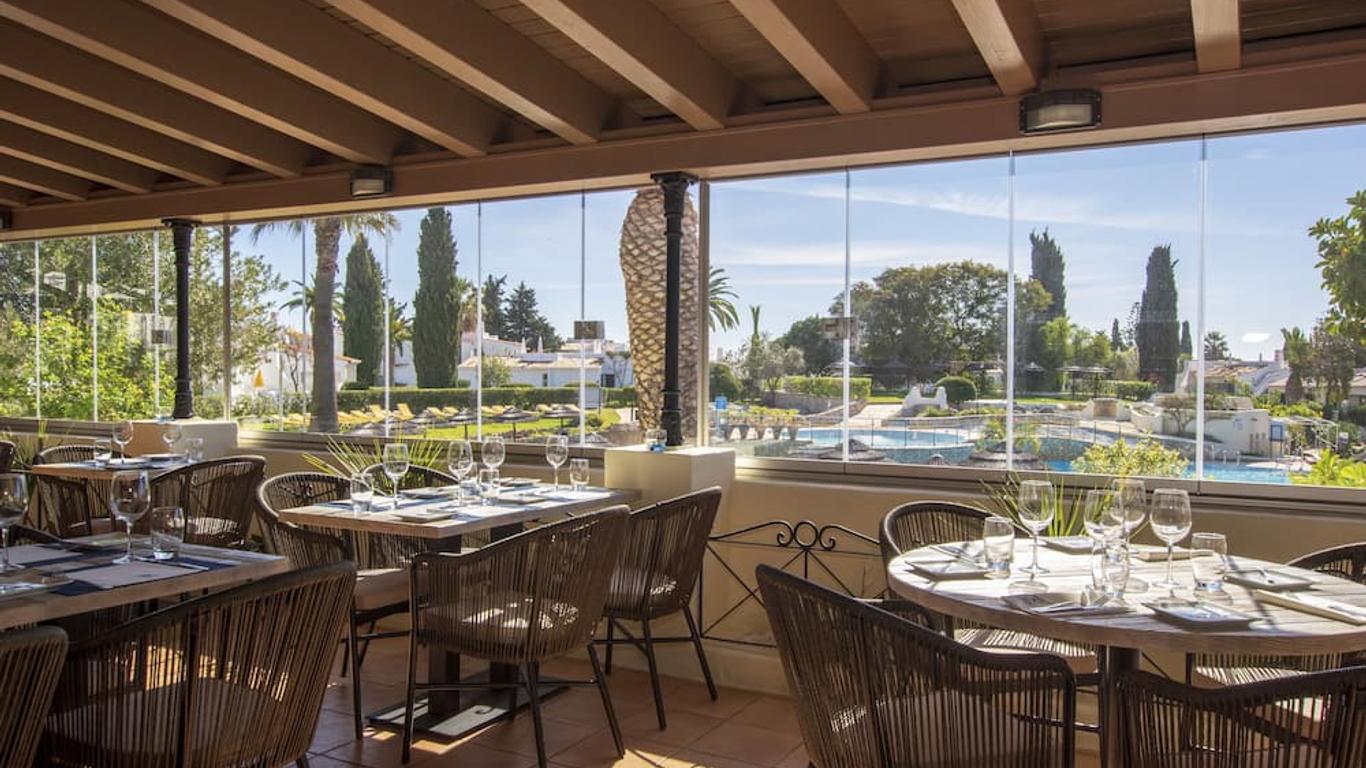 Rocha Brava Resort Village