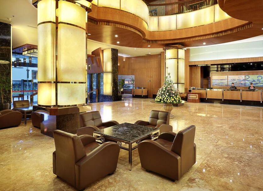 Hall Foto