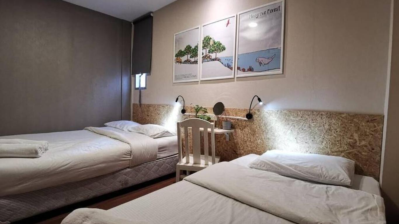 Foresttel Bkk - Hostel