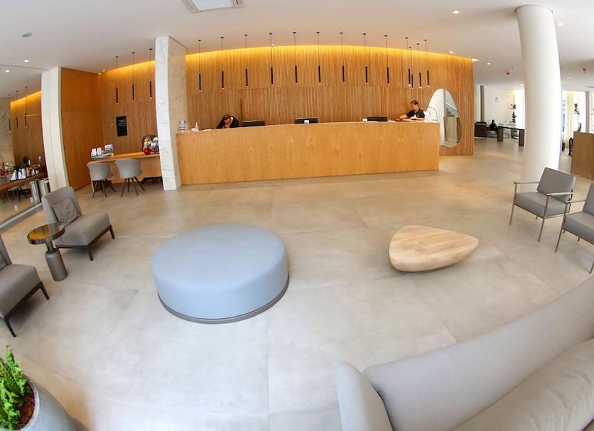 Hall Foto