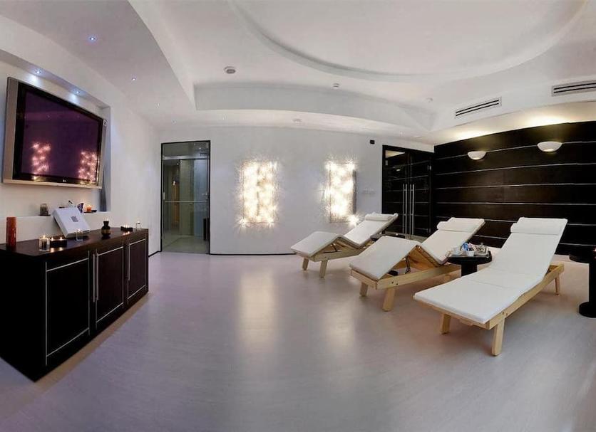 SPA Foto