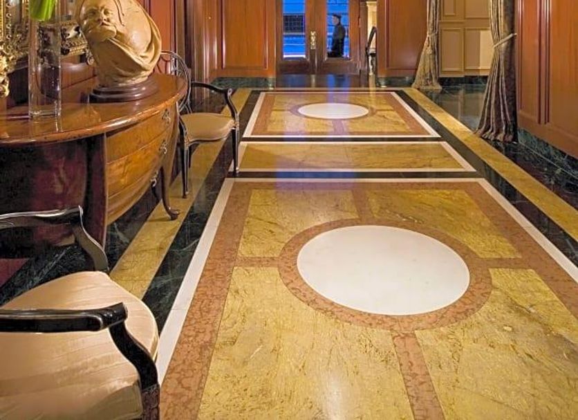 Hall Foto