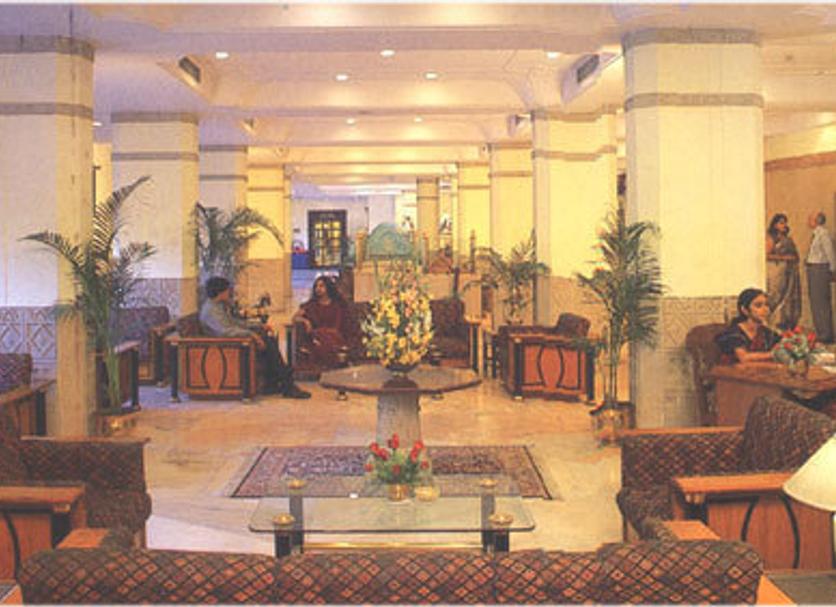 Hall Foto