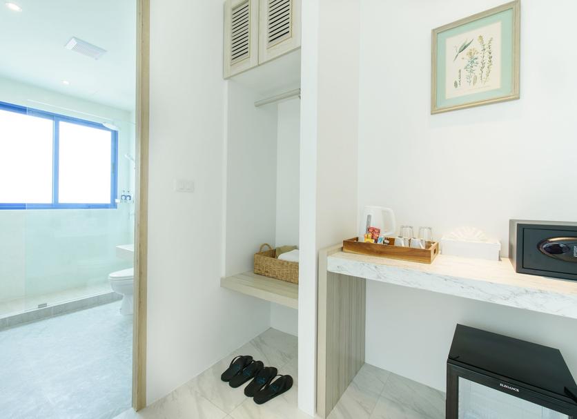 Comodidade do quarto Foto
