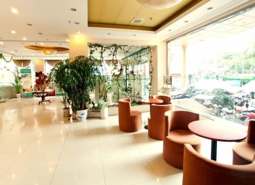 Hall Foto