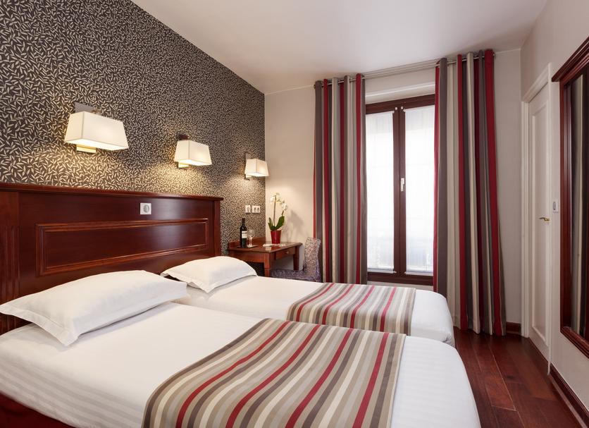 Quarto Foto