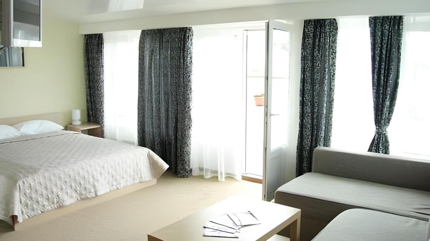 Silver Key Hotel