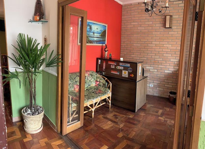 Comodidade do quarto Foto