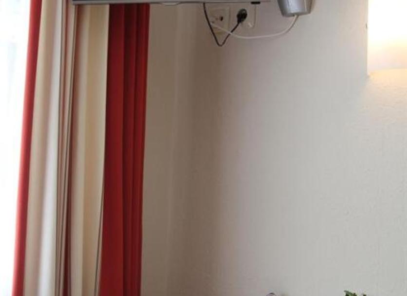Comodidade do quarto Foto